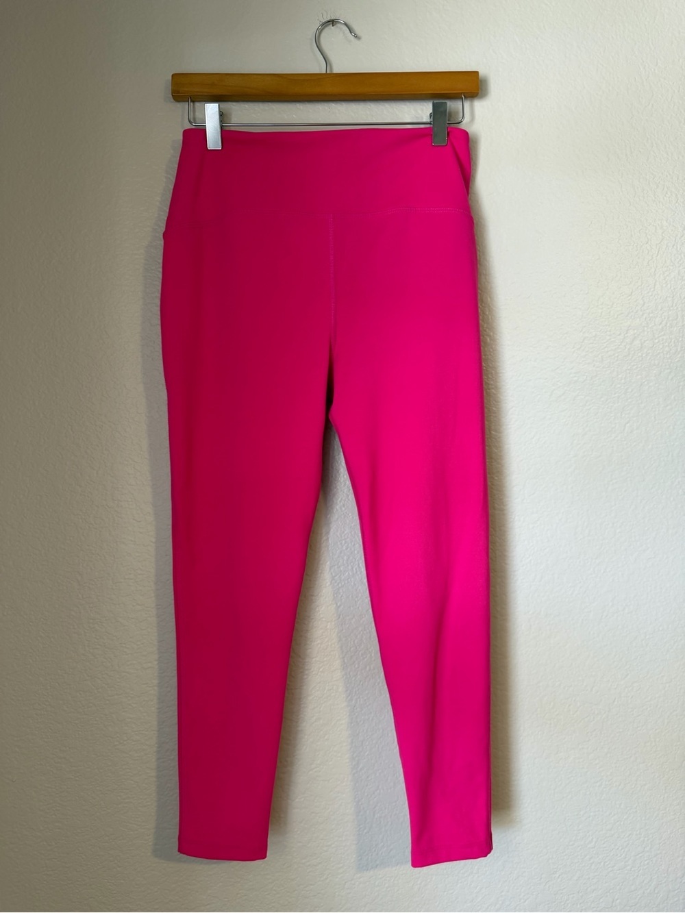 Beyond Yoga Powerbeyond Strive High Waisted Midi Leggings Hot Pink XL Activewear